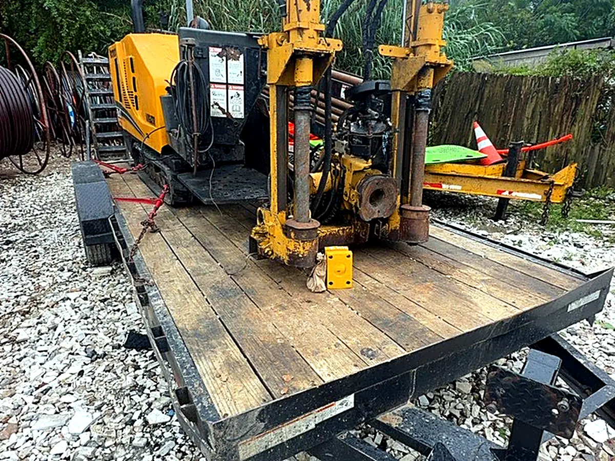 Directional drilling rig on site